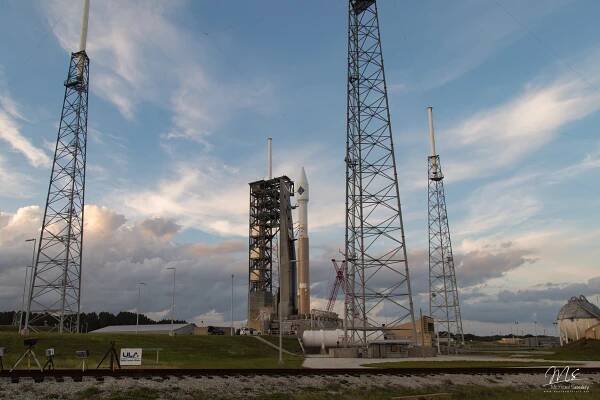OA-4 Cygnus AtlasV on the pad
