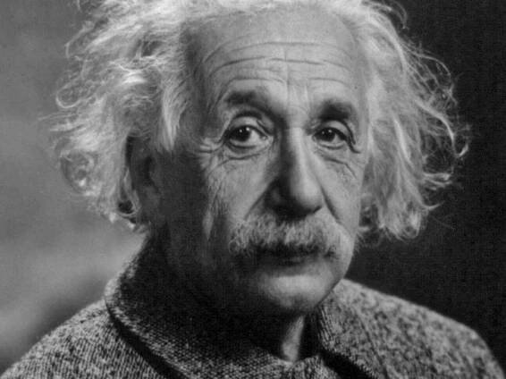 Einsteinovo písmo míří do počítačů i mobilů