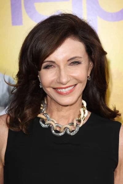 51 Most Stunning Women Celebrities Over 50 Year-Old