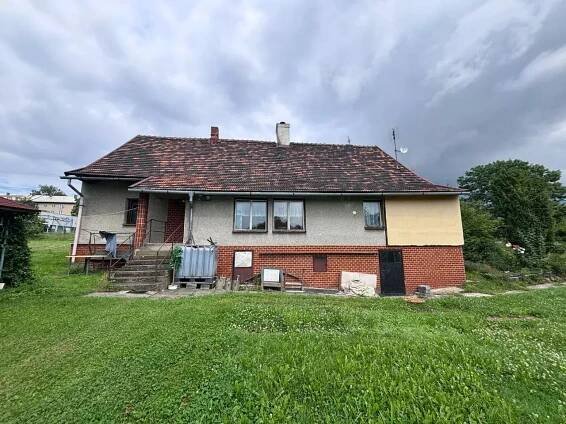 Rodinný dům s velkou zahradou blízko centra Havířova - EVROPA realitní kancelář