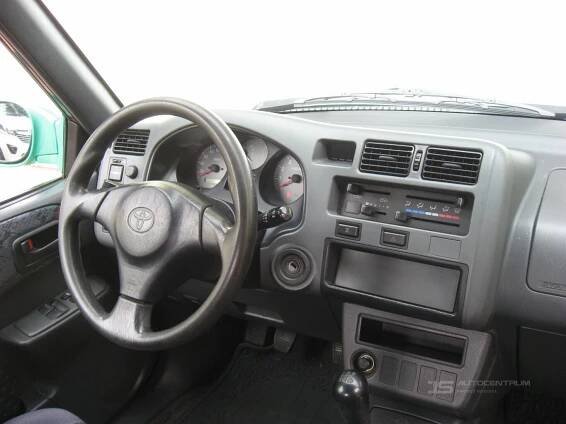 Toyota RAV4 2.0i 128PS Cabrio 4x4 - JS Autocentrum s.r.o.