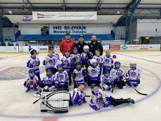 MLÁDEŽ: Víkendových turnajů v REHAU aréně se zúčastnilo přes 180 malých hokejistů! – HC Slovan Moravská Třebová
