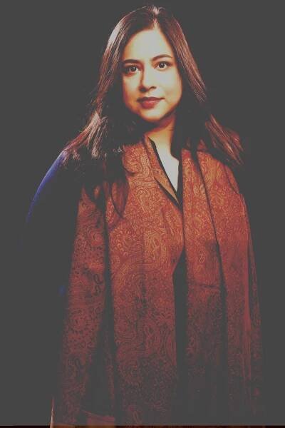 About | Naima Rashid