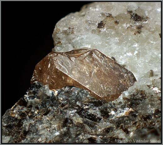 Zirkon