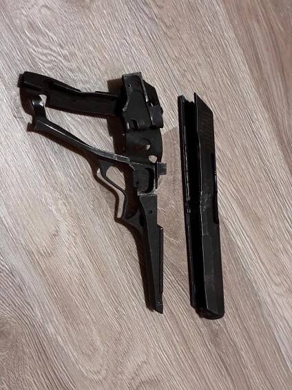 torzo pistole VZ52