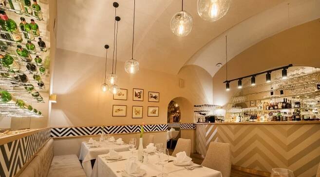 Restaurace