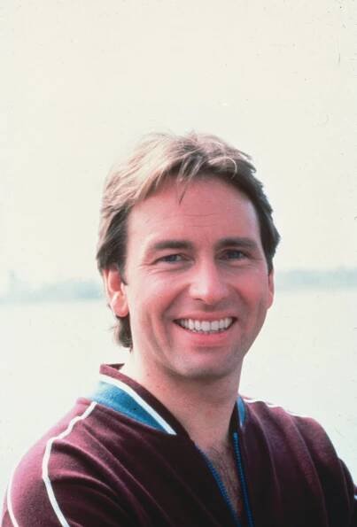 Veselé námluvy - Promo - John Ritter