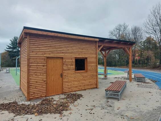 Venkovní učebny - PROJEKTOVÁNÍ SPORTOVIŠŤ s.r.o.