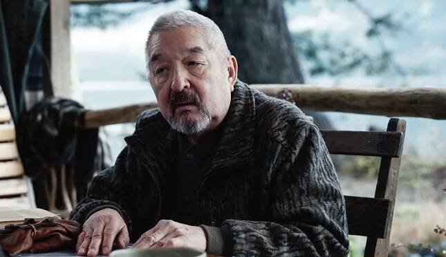 V roce 2021 si zahrál ve filmu Paroží.