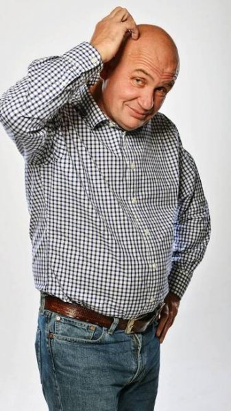 Jiří Antoš. Majitel truhlářské firmy, která se specializuje na výrobu dětských hřišť z akátového dřeva.