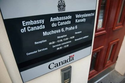 Kanadské velvyslanectví v Praze začalo vyřizovat víza