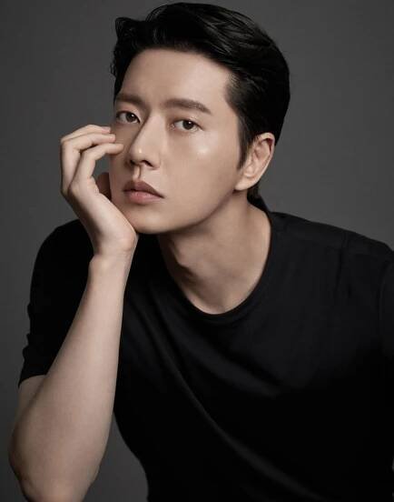 Park Hae-Jin-1983-p1.jpeg