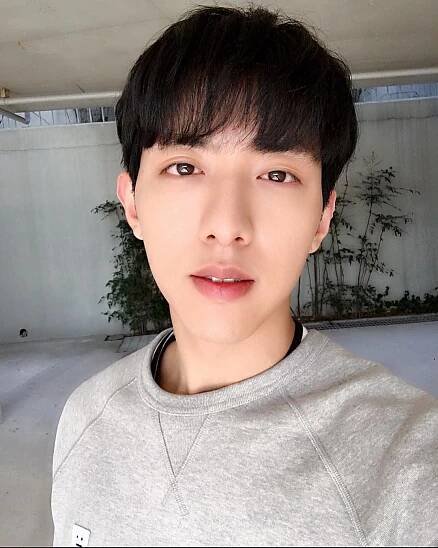 The Untold Truth About CNBLUE Member - Lee Jung-Shin - Kpop Wiki