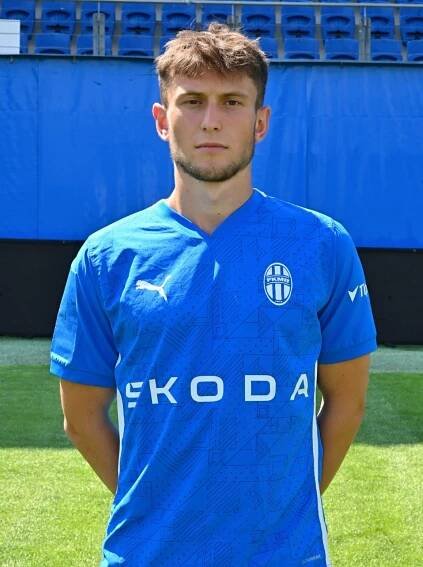 Vasil Monyč - Útočník