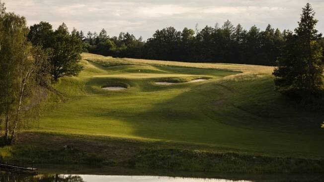 Golf Dobrouč. Český golf našel nové hřiště v Orlických horách