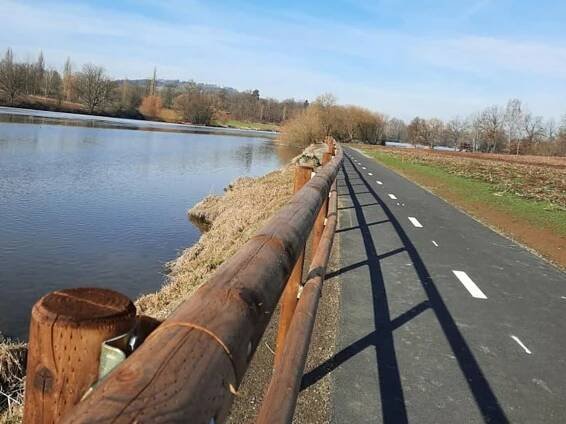 Zemědělci žádají cyklisty o toleranci a slušné chování