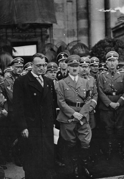 File:Bundesarchiv Bild 119-5243, Wien, Arthur Seyß-Inquart, Adolf Hitler.jpg - Wikimedia Commons