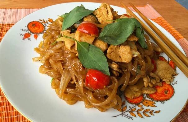 Pad Kee Mao – Opilcovy nudle
