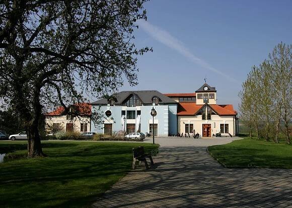 Hotel Golf Resort Darovanský Dvůr
