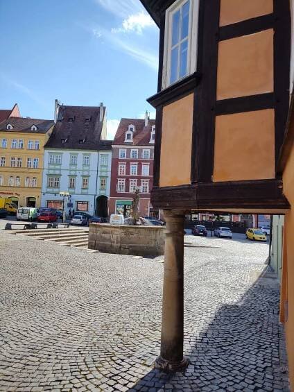 Kašna se sochou Herkula - Cheb - Architektonické památky - Architektonické doplňky - plastiky, kašny, pomníky ... - Karlovarský