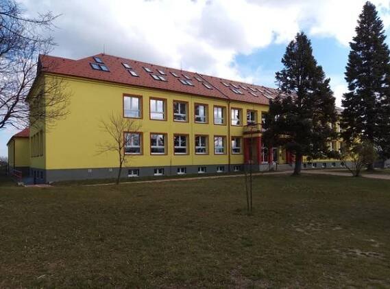 ZŠ a MŠ Dolní Domaslavice foto 2
