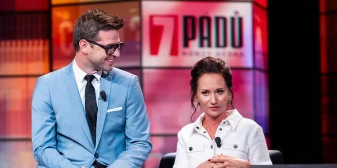 Sandra Nováková a Vojta Moravec v 7 pádech Honzy Dědka.