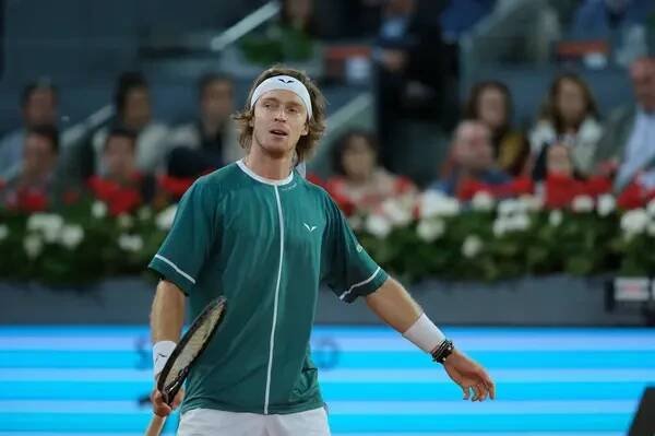 El Muta Madrid Open en La Caja Magica el 01 de mayo de 2024 en Madrid, España — Imagen de stock