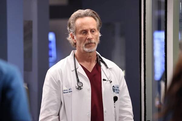 Nemocnice Chicago Med - A Square Peg in a Round Hole - Z filmu - Steven Weber