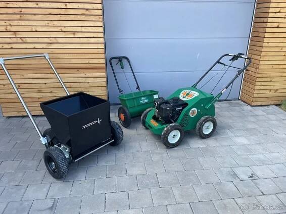 Aerifikátor Billy Goat a Topdresser - Zlín