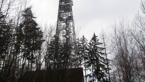 Rozhledna Tobiášův vrch | Rozhledny Jesenice | NaVylet.cz