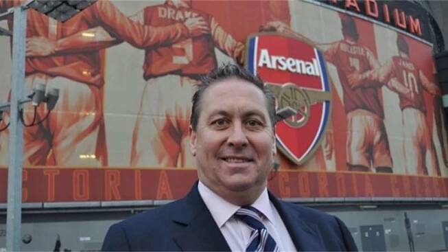 Jsem notorik bez domova, přiznal bývalý reprezentant Anglie a hráč Arsenalu