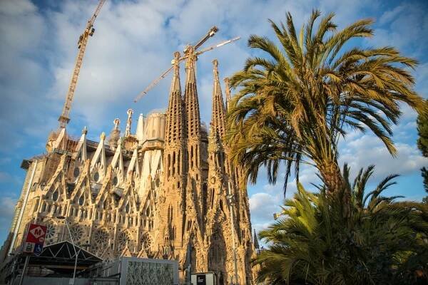 13 Stunning Churches in Spain