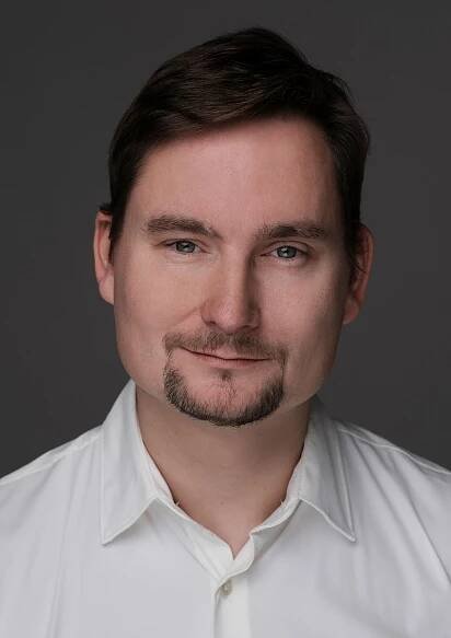 Daniel Hůlka i Lukáš Langmajer. Rousínov ovládne divadelní a folklórní festival