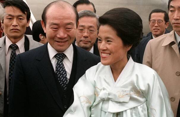 Soubor:Chun Doo-hwan and Lee SoonJa.jpg – Wikipedie