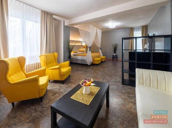 Hotel Benica Benesov  Exteriér fotografie