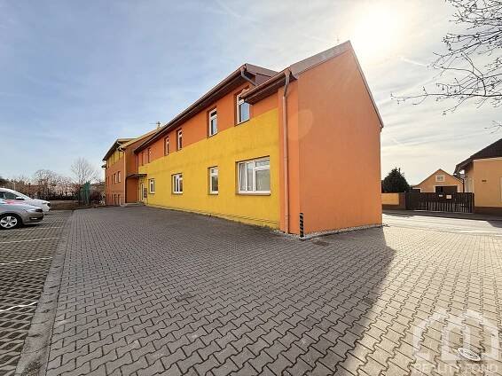Pronájem Byt 2+kk, Hlavní, Jinočany, okres Praha-západ