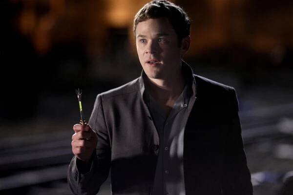 Smallville - Série 8 - Z filmu - Aaron Ashmore