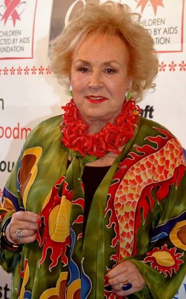 Doris Robertsová