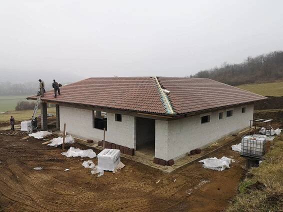 Chľaba - Stavba domu