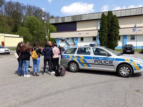 Bezpečný Středočeský Kraj | Projekt „ŠKODA ŽIVOTA!“ cílí na mladé začínající řidiče 