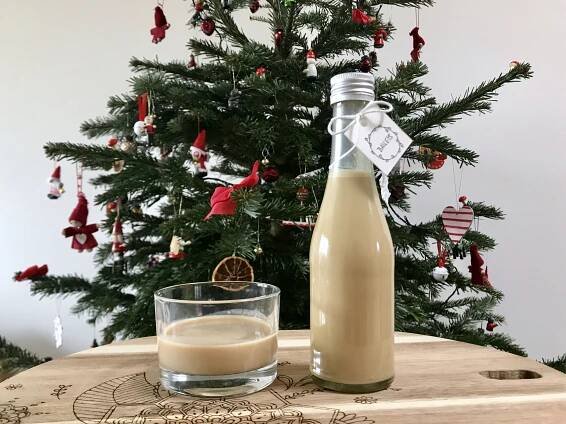 DOMÁCÍ BAILEYS
