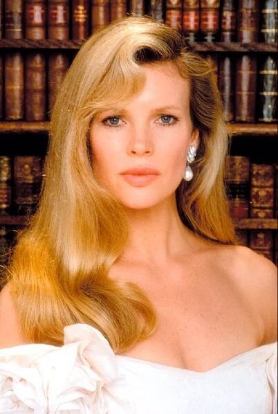 Kim Basinger