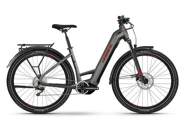Haibike Trekking 4 Low 720 Wh 27,5" Dark Silver/Pearl 2024, L L od 69 990 Kč