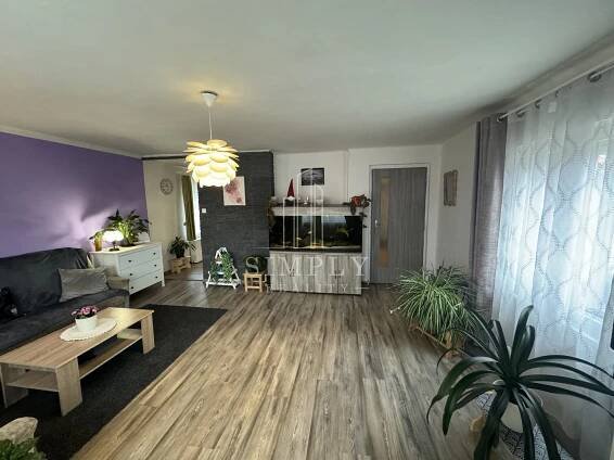 Prodej rodinného domu 6+1, 211m2, Nečín, okr.Příbram | SIMPLY REALITY