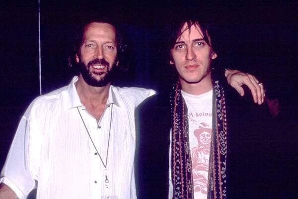 Eric Clapton&Izzy Stradlin on 11/27/89 in AtlanticCity, NJ. 