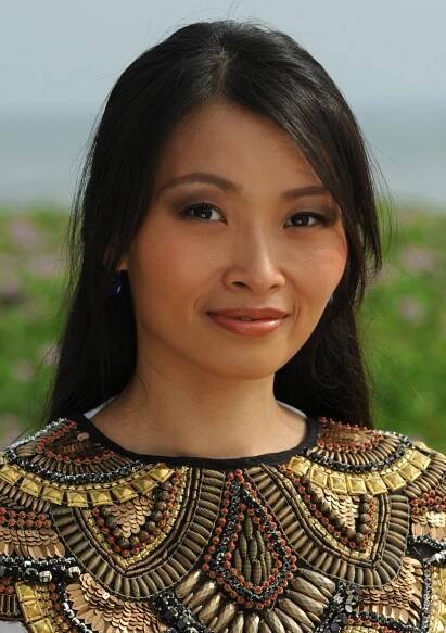 Hotel snů - Vietnam - Promo - Linda Chang