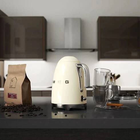 SMEG 50's Retro Style Konvice 1,7l krémová + topinkovač 2x2 krémový 950W