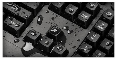 Logitech G213 - CZ/SK
