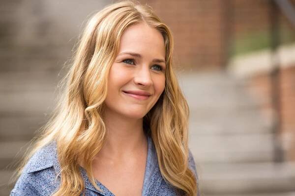 Nejdelší jízda - Z filmu - Britt Robertson