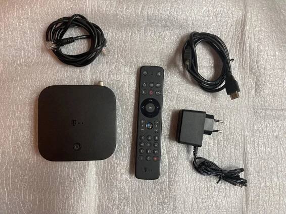 SET-TOP BOX SKYWORTH HY4403 (4. GEN) T-MOBILE ANDROID 10 plně funkční!